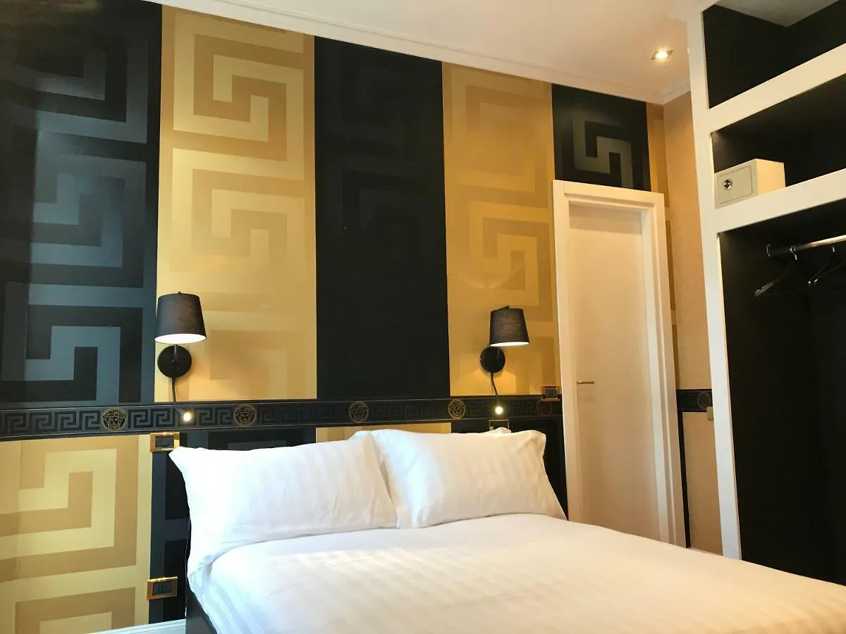 Affittacamere Magis Ac Magis Bedrooms Versilia Viareggio Italia