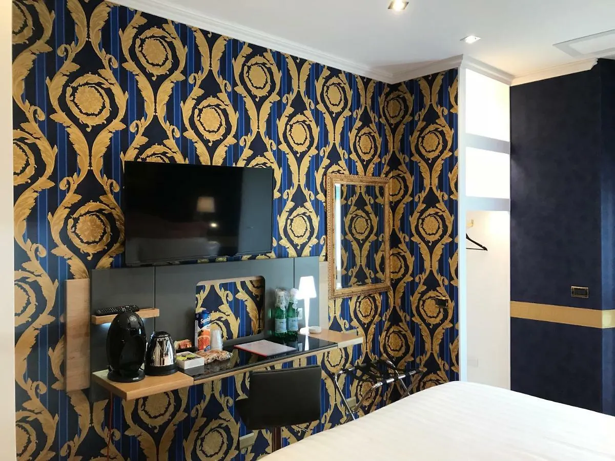 Magis Ac Magis Bedrooms Versilia Viareggio Affittacamere